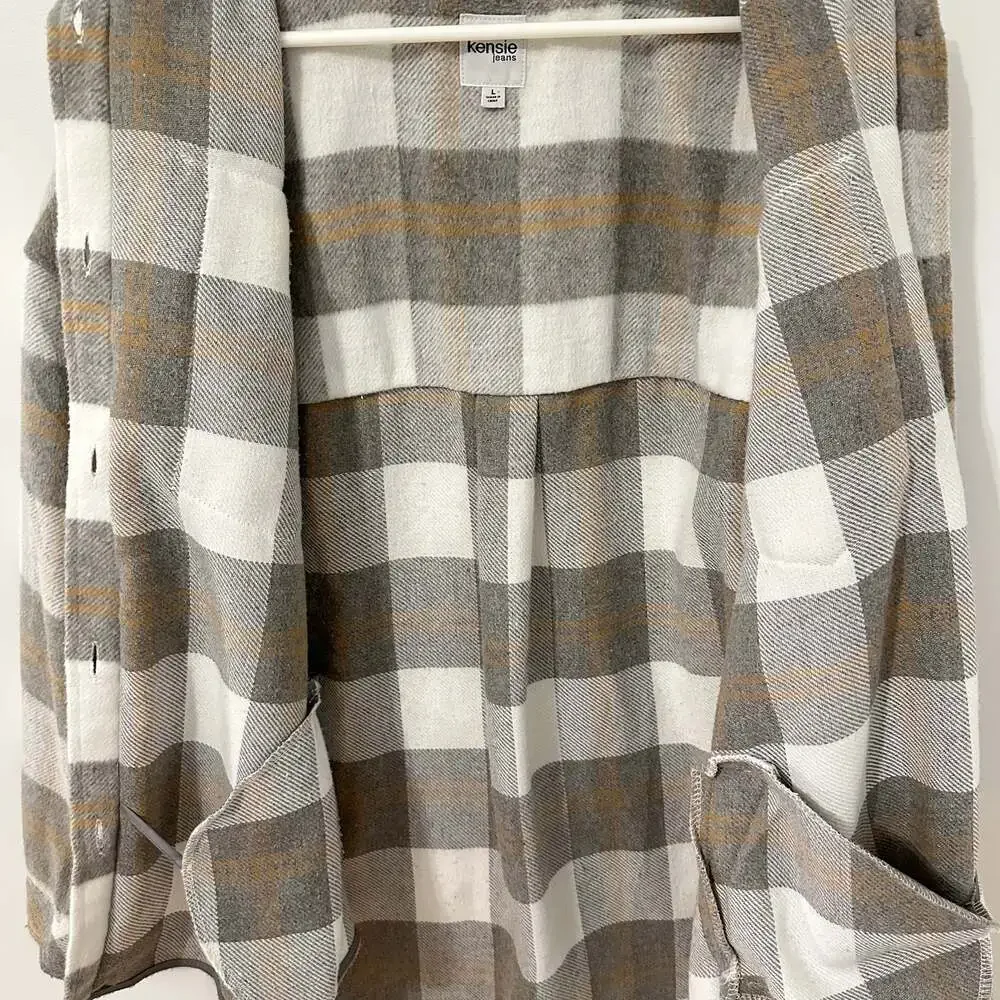Kensie Jeans Button Down Flannel Plaid Shacket - Picture 2 of 12